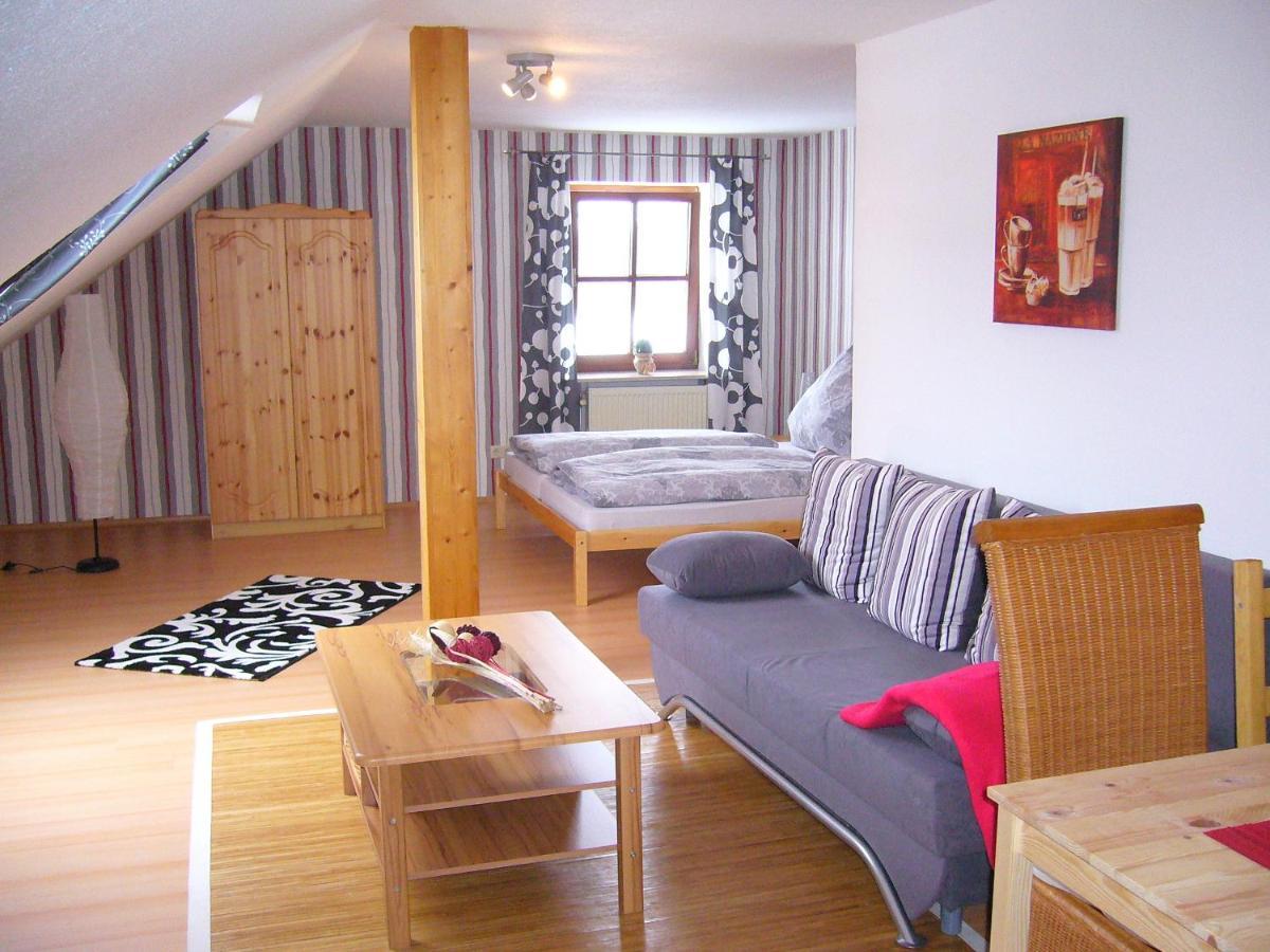 Gaestehaus Am Sonnenhang Erbendorf Ruang foto