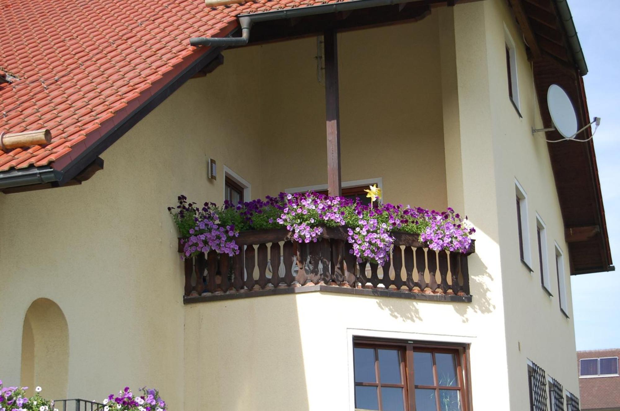 Gaestehaus Am Sonnenhang Erbendorf Ruang foto